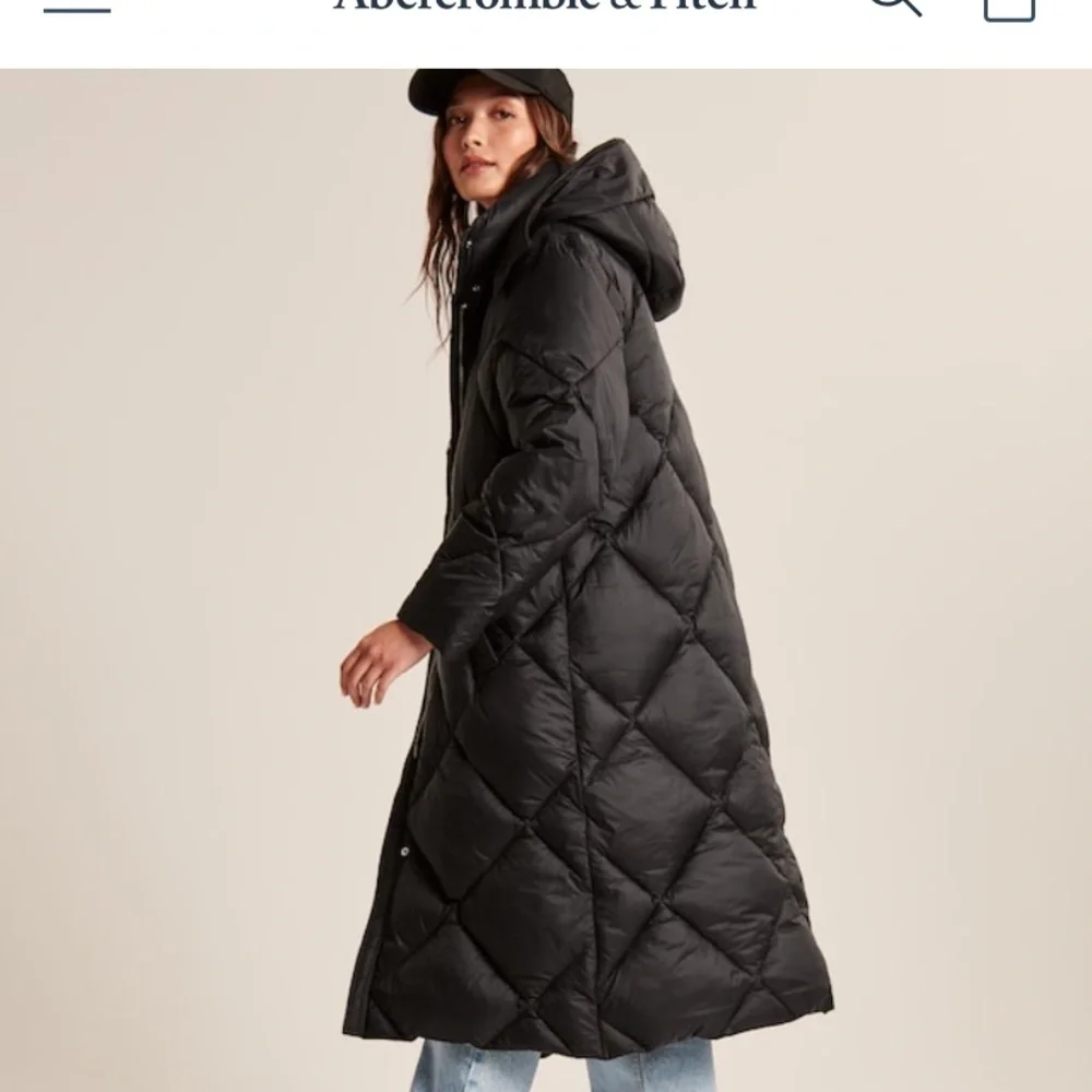 Abercrombie and Fitch puffer jacket - Picture 2 of 5